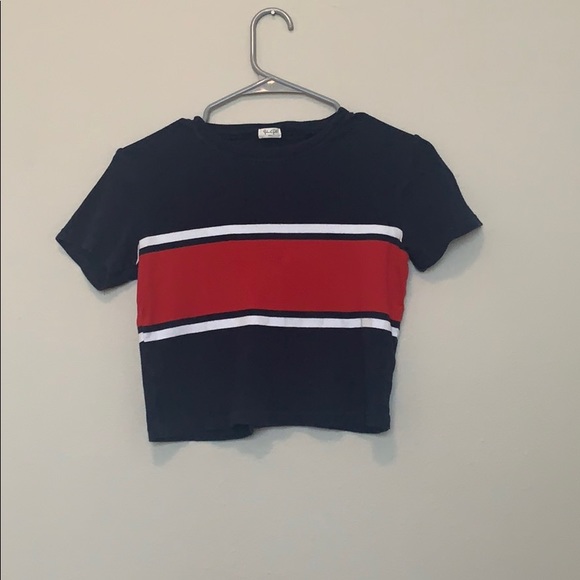 Brandy Melville Tops - Brandy melville cropped shirt